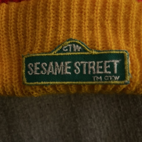 Vintage Sesame Street kids Big Bird winter hat. - Picture 2 of 5